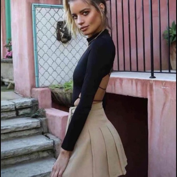 NWOT cross mock neck long sleeve - Picture 4 of 5